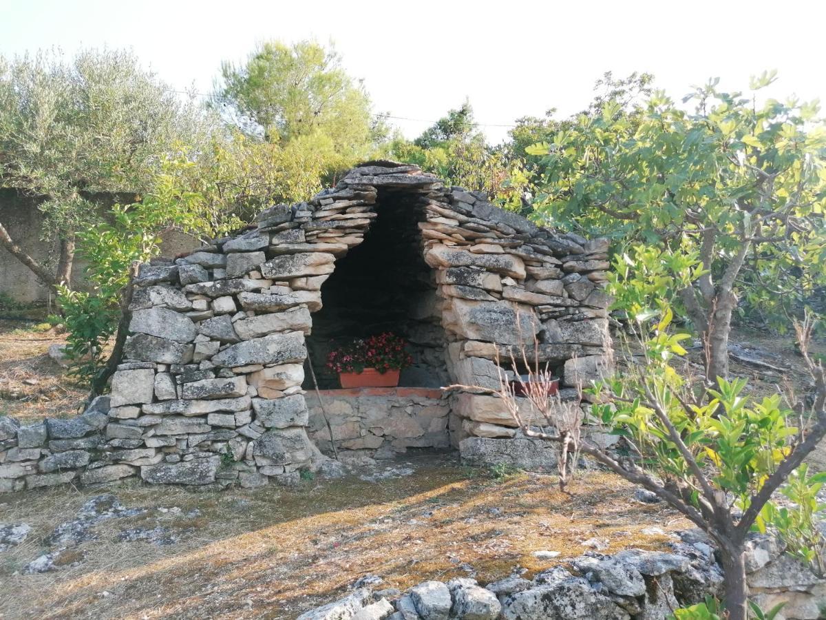 La Petite Maison Splitska Exteriör bild