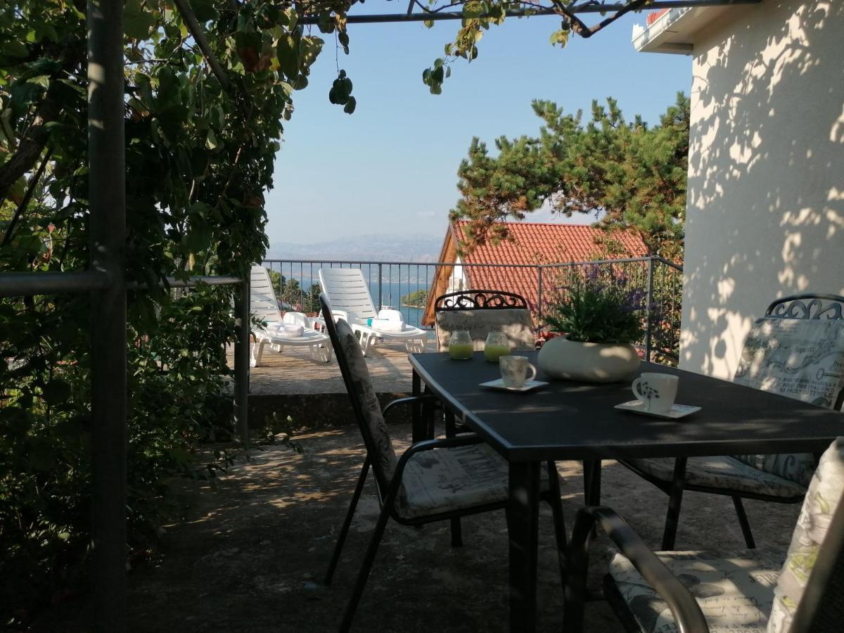 La Petite Maison Splitska Exteriör bild
