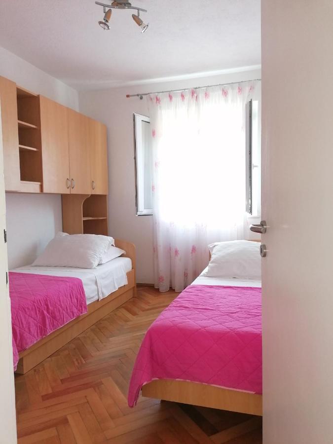 La Petite Maison Splitska Exteriör bild